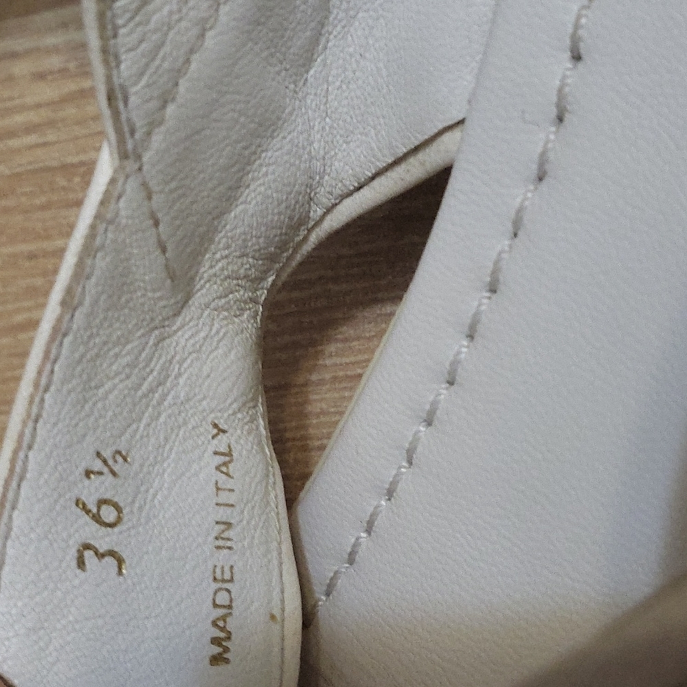 (SOLD)Authentic Prada white leather with crystal embelished slingback - Picture 3 of 5